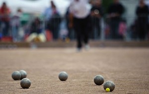 La pétanque est un symbole. C'est une métaphore des valeurs républicaines...