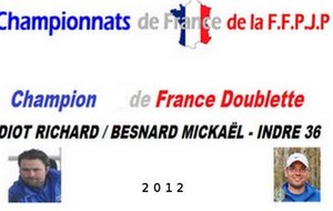 CHAMPIONS 2012 DOUBLETTES