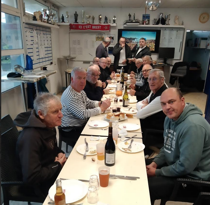 Qualificatif Tête-à-Tête ''Secteur 1''  à Ploudalmézeau