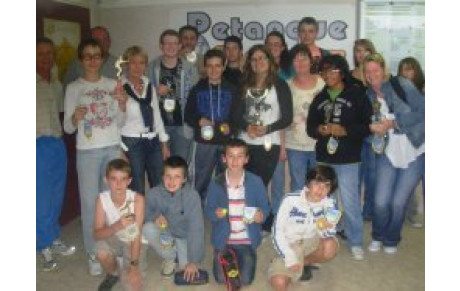 Découverte de la pétanque à Guilers ...