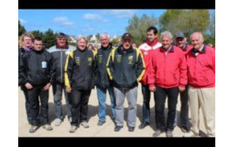 Pétanque. Les vétérans de Plouvorn champions...