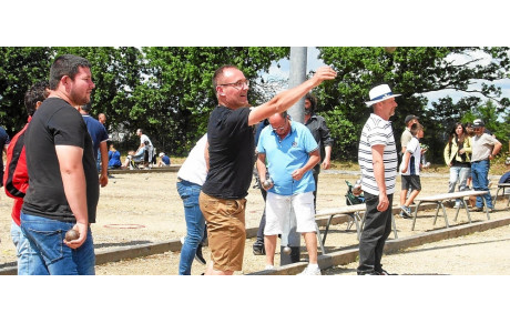 (Le Faou-Hanvec) - Un dixième anniversaire ensoleillé...