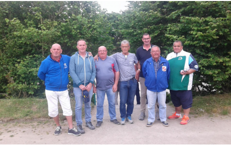 19 triplettes à '' Pen Ar C'hoat '' Guilers...