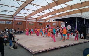 Guilers fête sa rentrée au boulodrome...